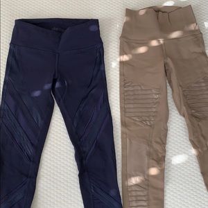 2 pairs of Alo Yoga pants size XXS - lightly worn